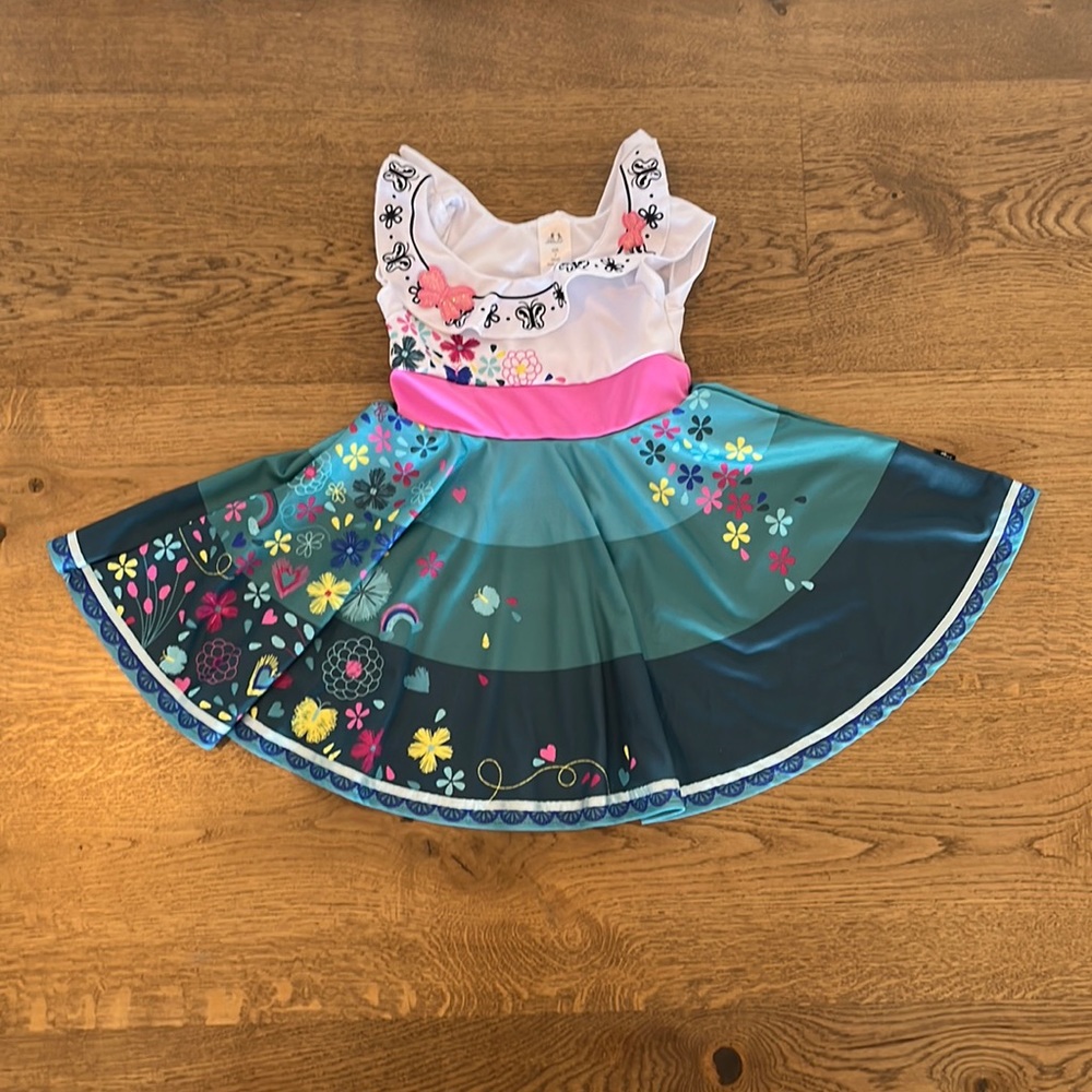 Little Adventures 2t Mirabel dress washable, comfortable dress up